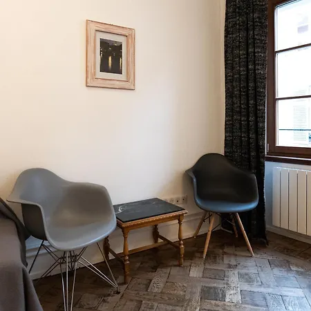 Rue Des Veaux - Quartier Cathedrale *